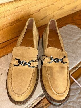 NWT Gentle souls loafers